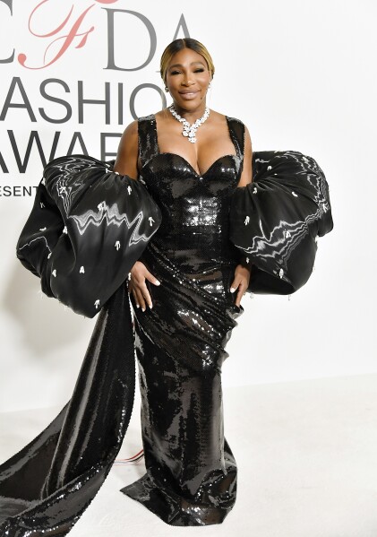 Serena williams fashion designer sales